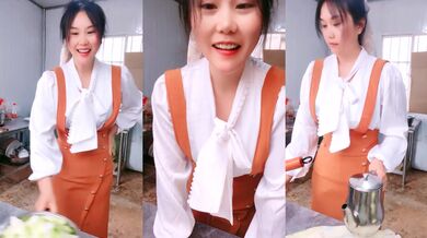 良家人妻下海，【喵一样的女人】田园摘菜，真空丝袜包臀，上得了厨房，下得了厅堂，去得了田园！ (9)